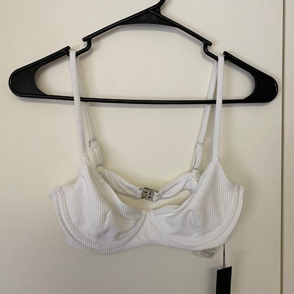 Glassons NWT White Bikini Top - Picture 1 of 3